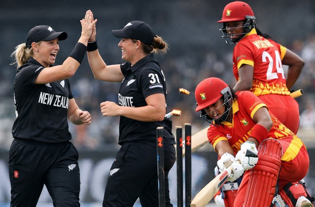 NZ Women vs ZIM Women 1st T20I Live match action at Hamilton